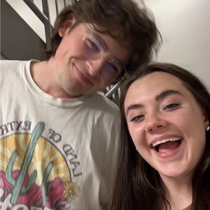 Meet your Posher, Amelia